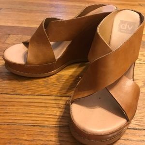 Dolce Vita high wedges